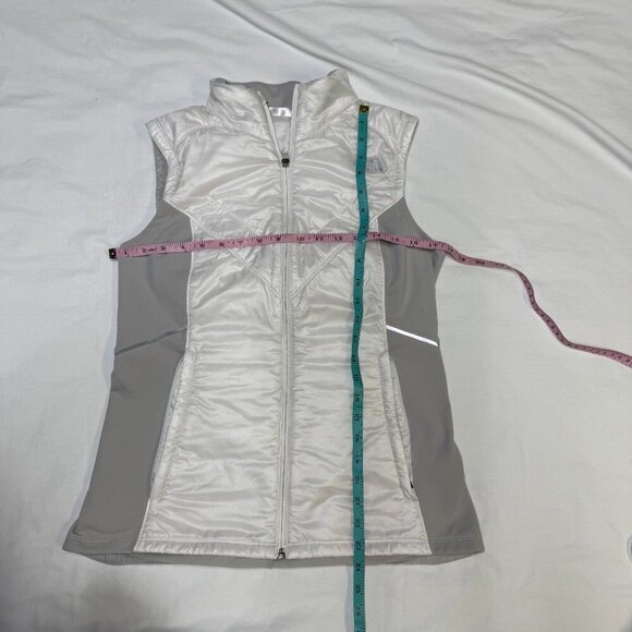 The North Face Women’s Flight Touji Vest Medium White Gray Primaloft EUC - Picture 10 of 12